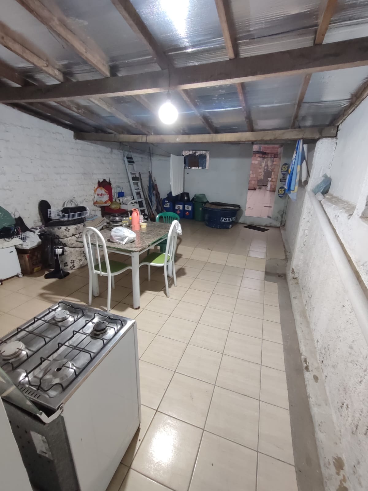VENDE PONTO COMERCIAL NA AV. DOM PEDRO II (NO CENTRO)