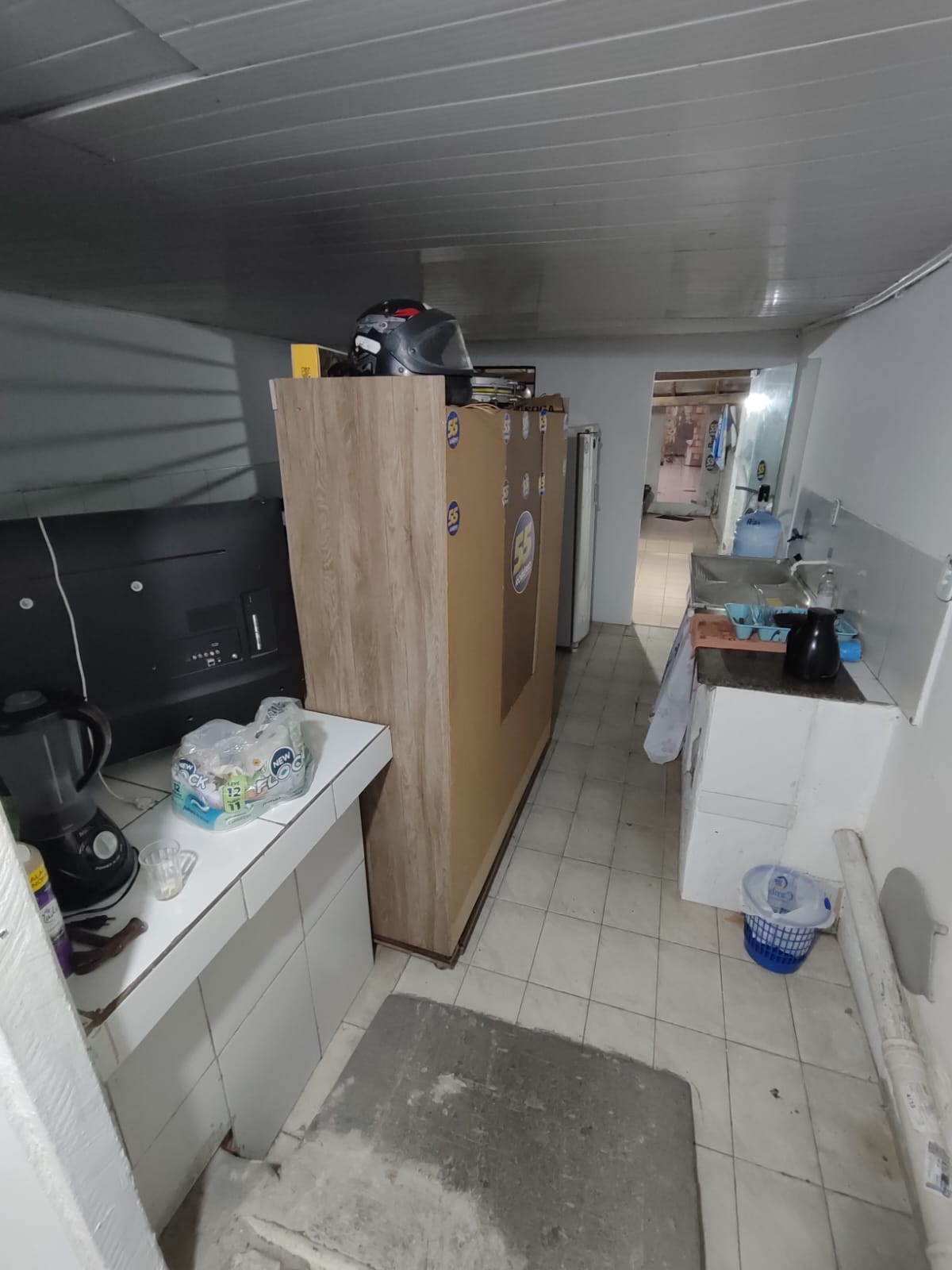VENDE PONTO COMERCIAL NA AV. DOM PEDRO II (NO CENTRO)
