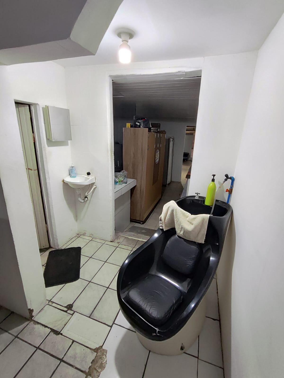 VENDE PONTO COMERCIAL NA AV. DOM PEDRO II (NO CENTRO)