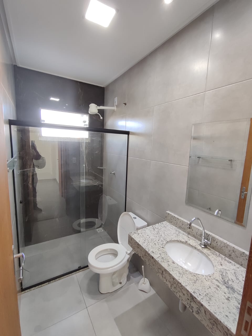 Aluga Apartamento no Primeiro Andar na Urbis II