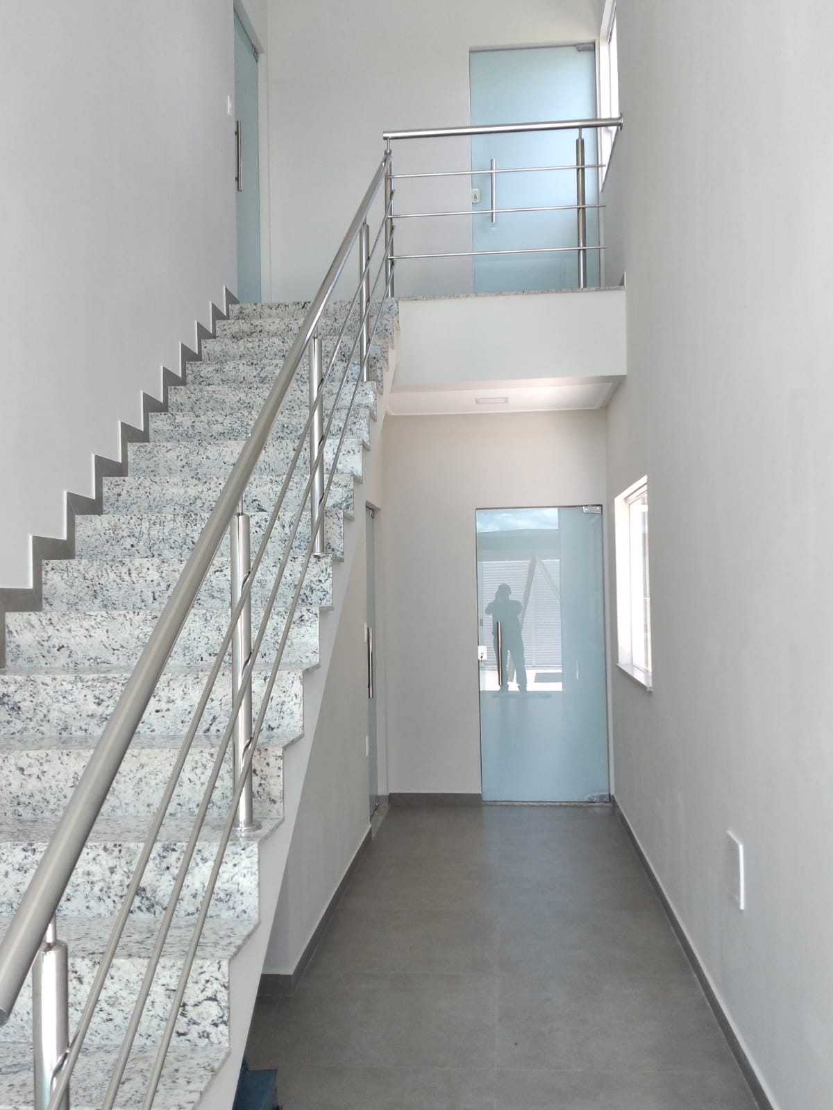 Aluga Apartamento no Primeiro Andar na Urbis II