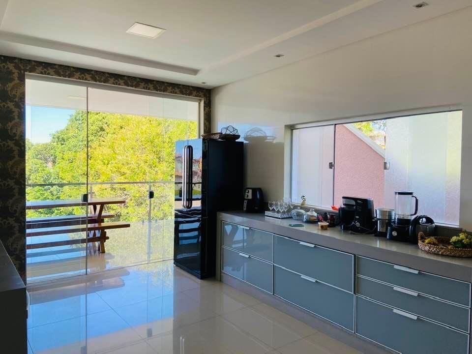 Vende Excelente casa no Aldeia  do Bosque 
