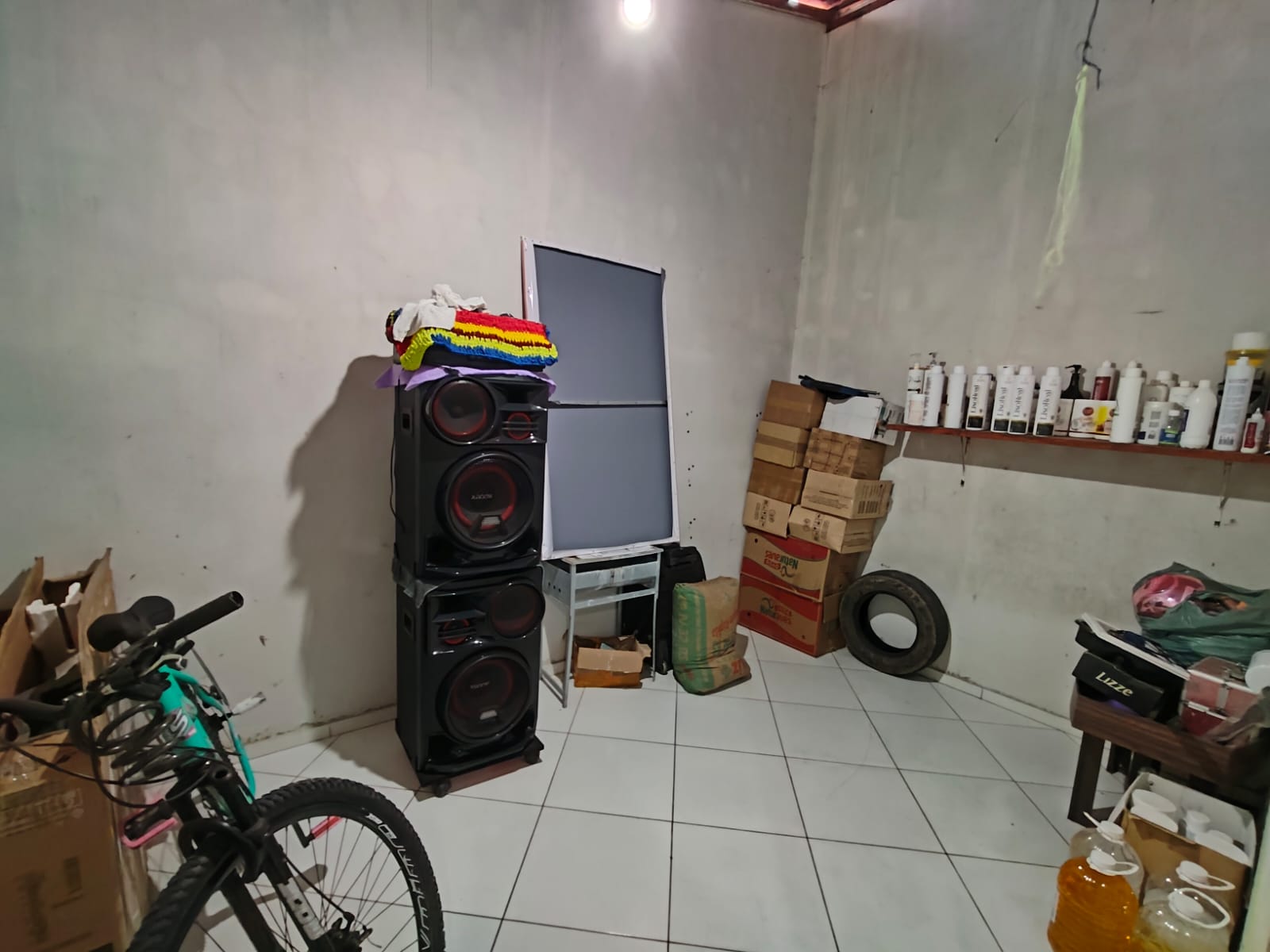 Vende Casa no Pequi