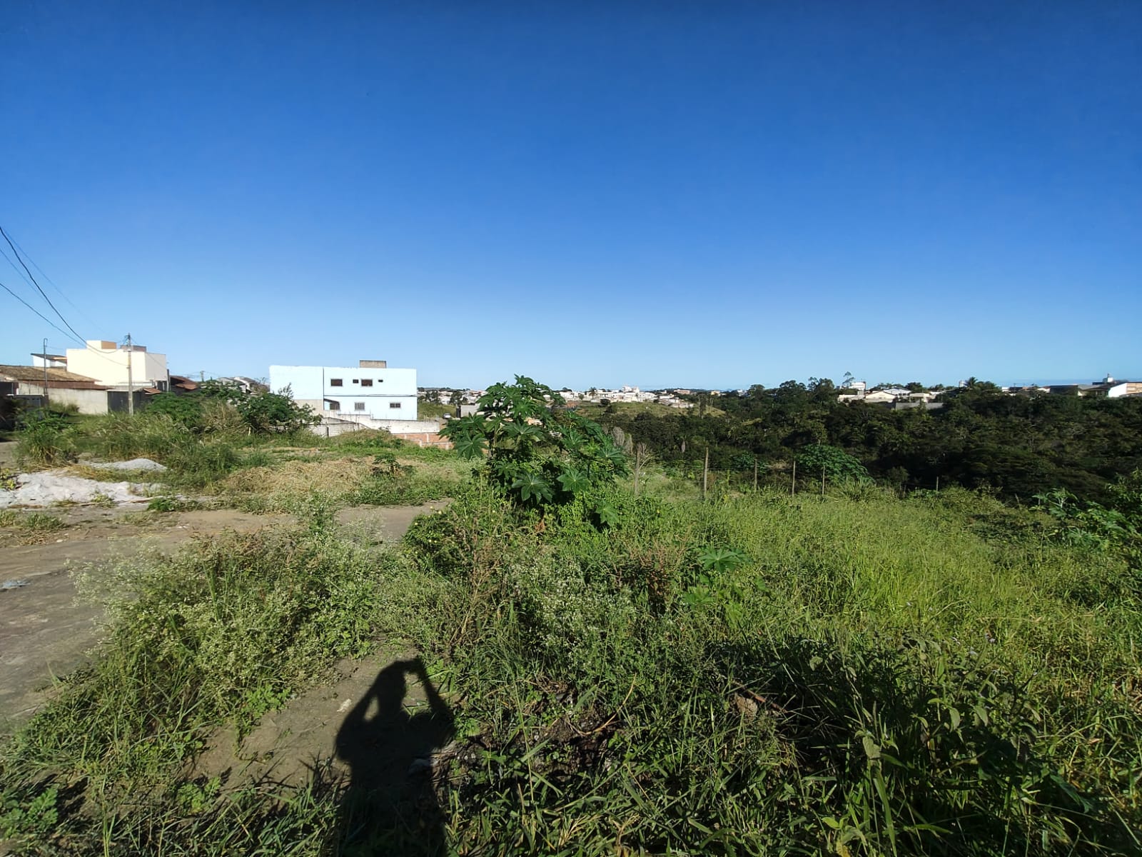 Vende Excelente Terreno no Dinah Borges