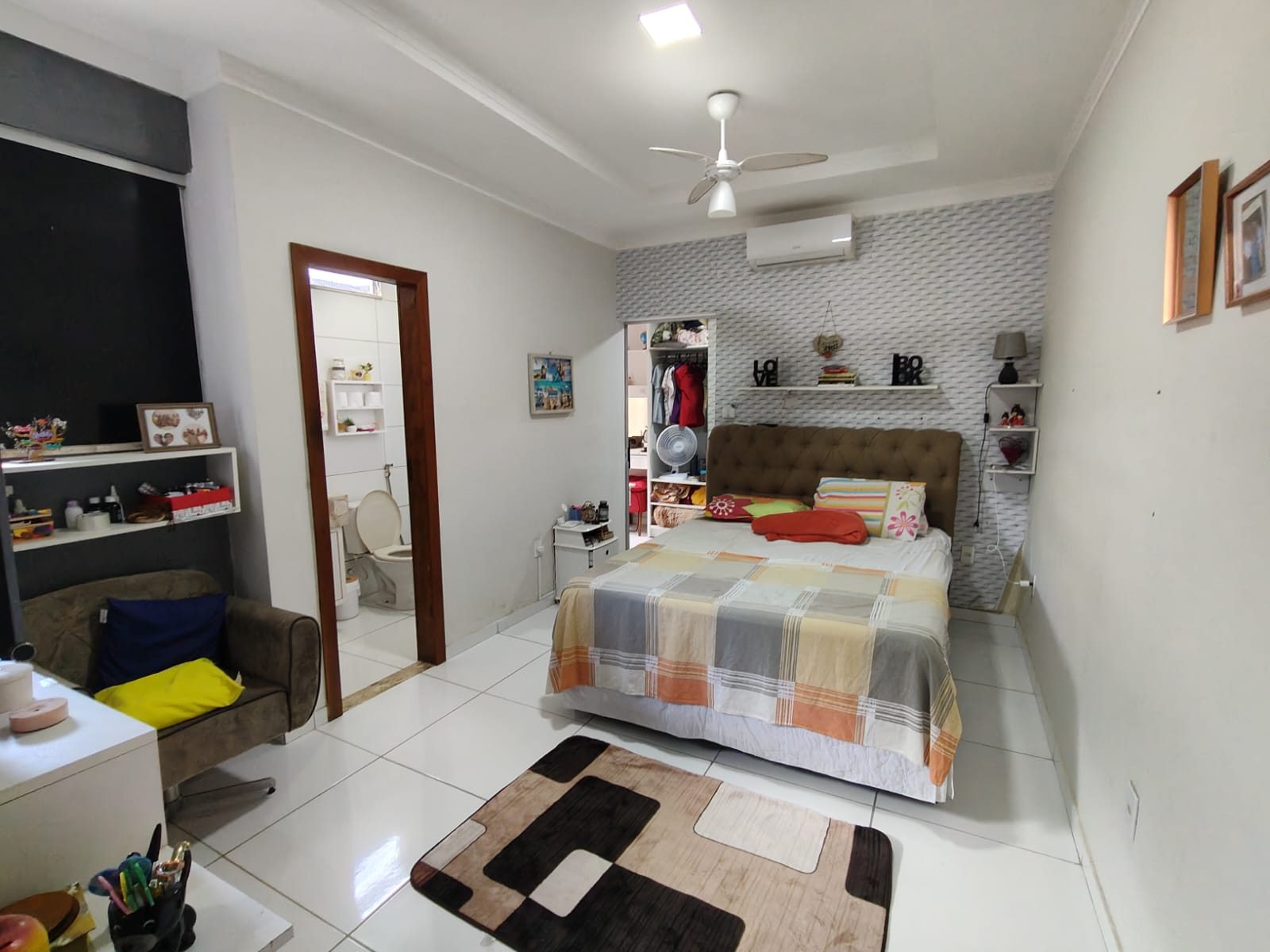Vende Casa no Dinah Borges 