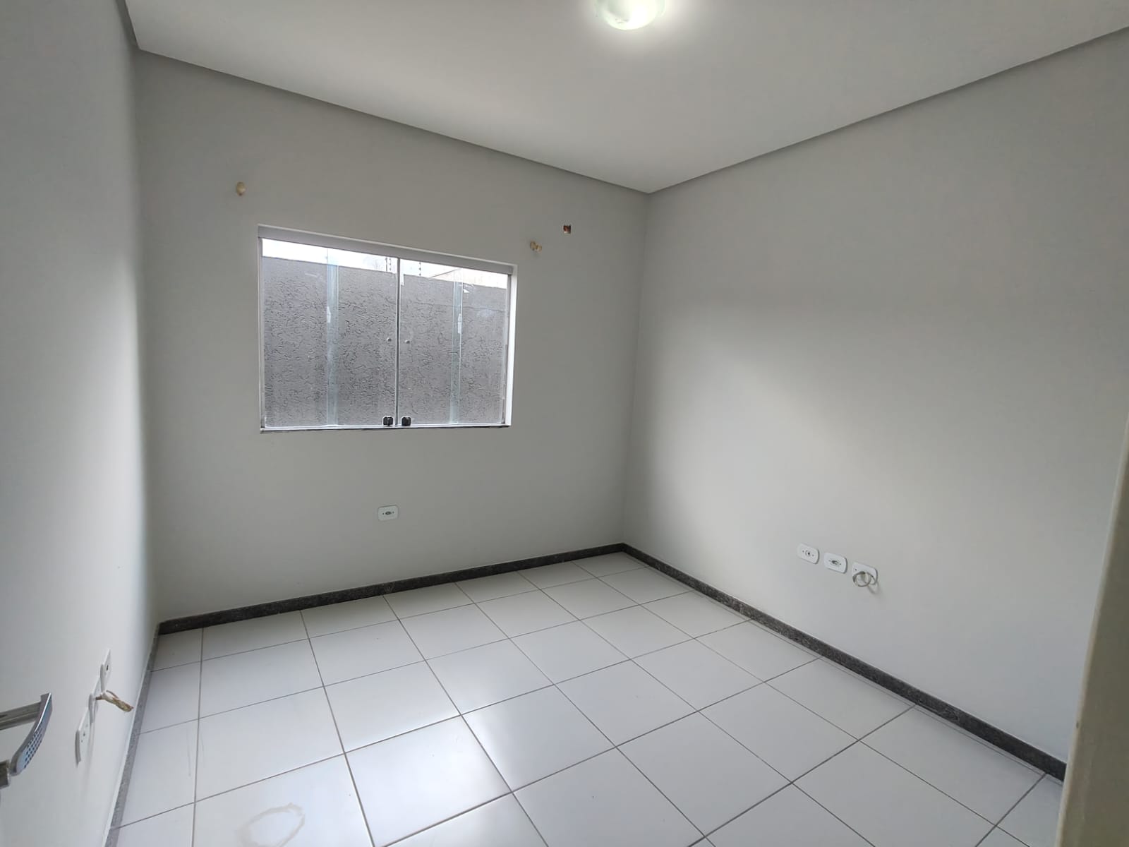Vende Apartamento térreo no Matinha