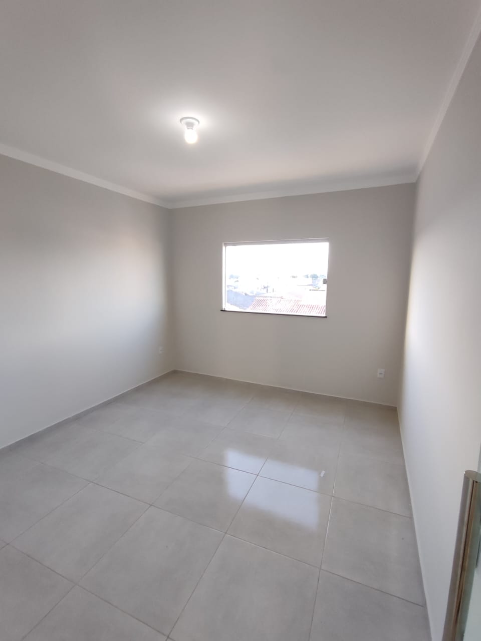 Aluga Apartamento no Antares (2º Andar - SEM GARAGEM)