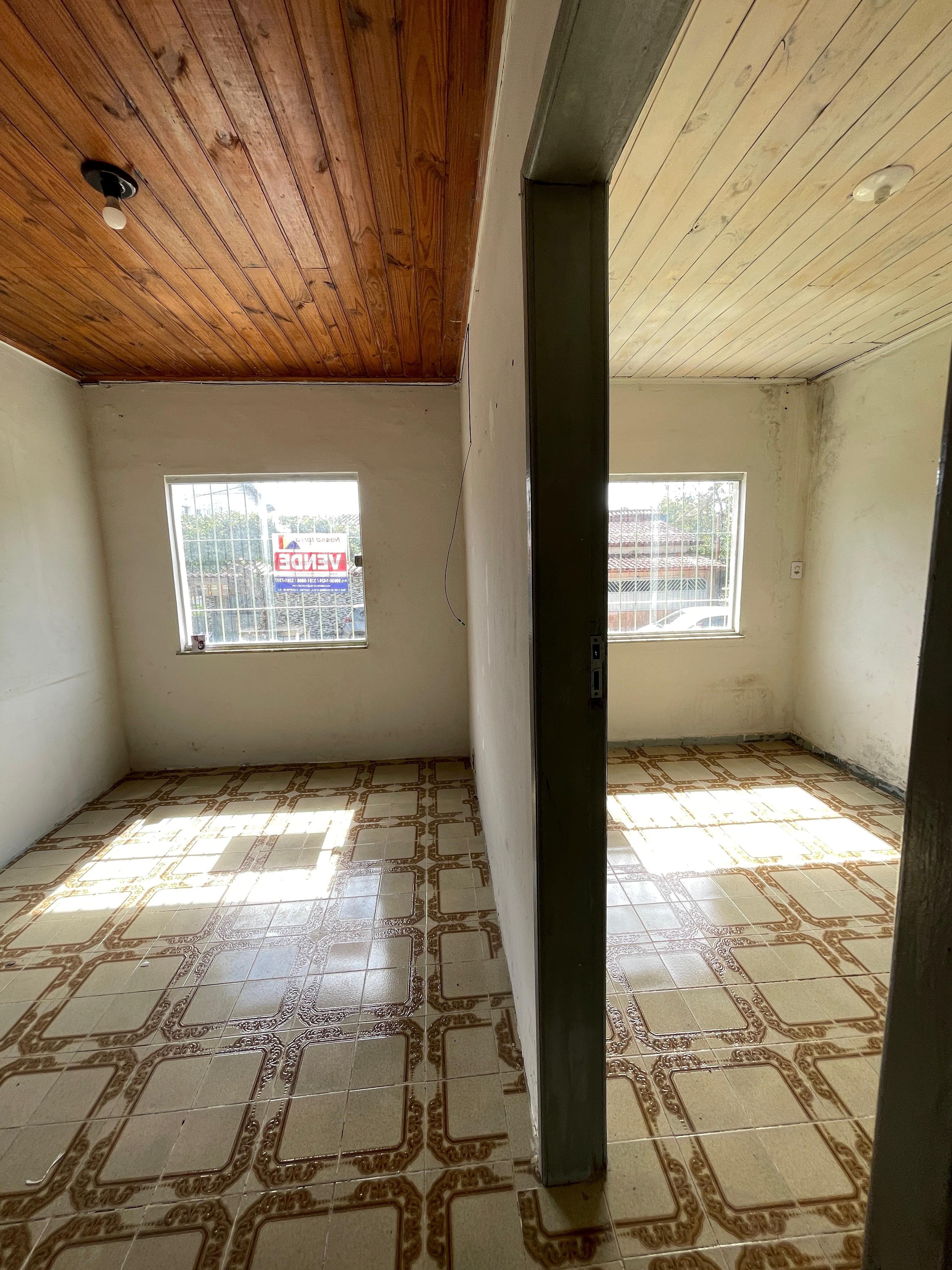 Vende Casa no Bairro Santa Lúcia