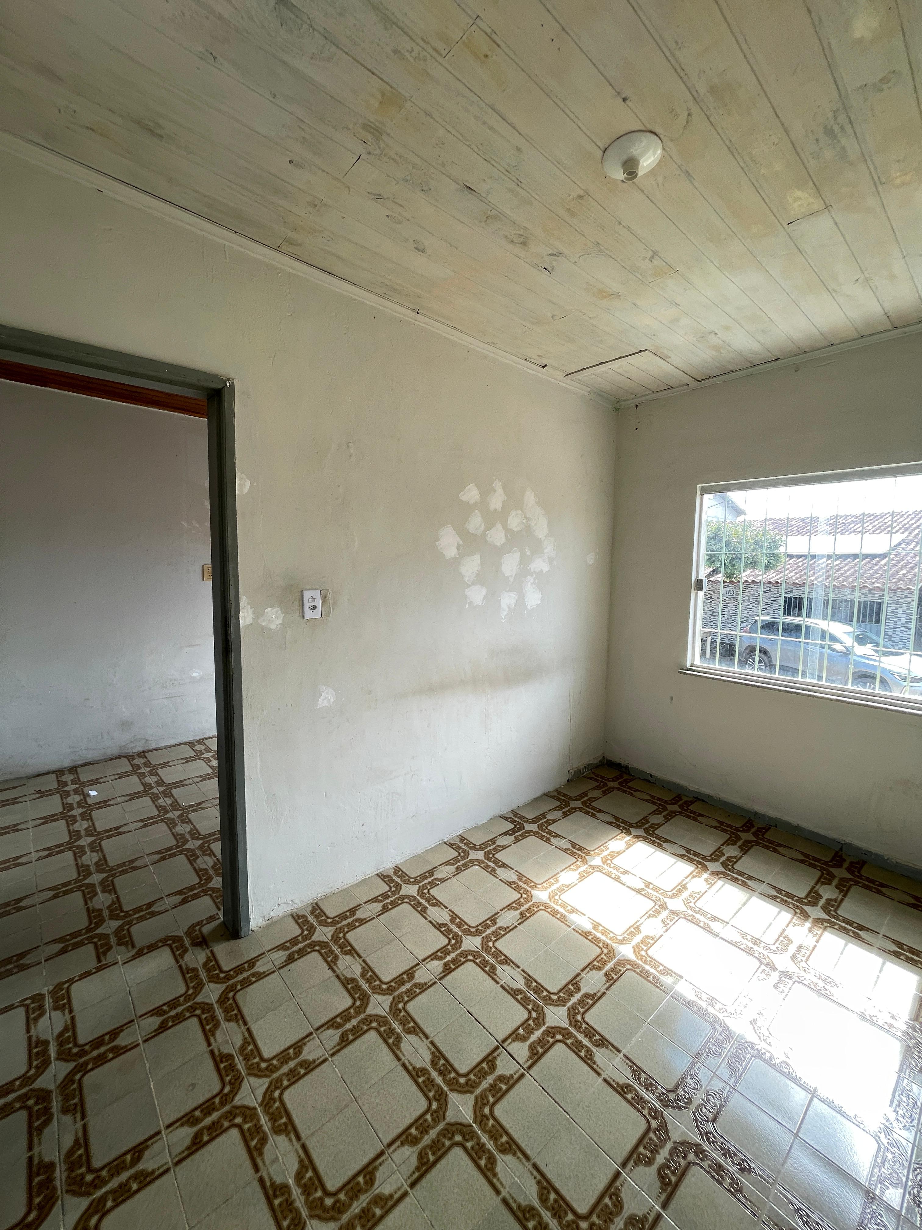 Vende Casa no Bairro Santa Lúcia