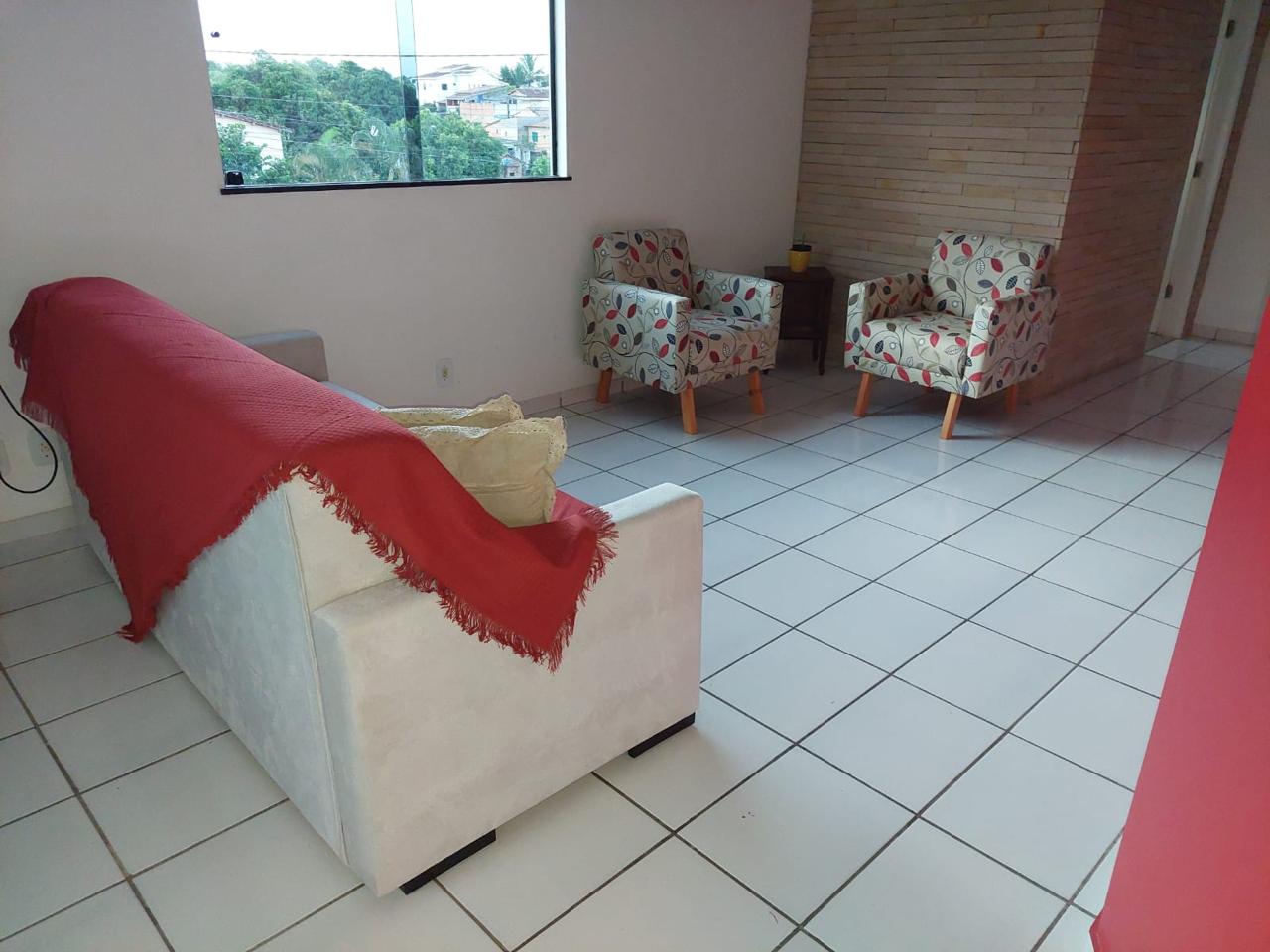 Vende apartamento no Centro de Eunápolis