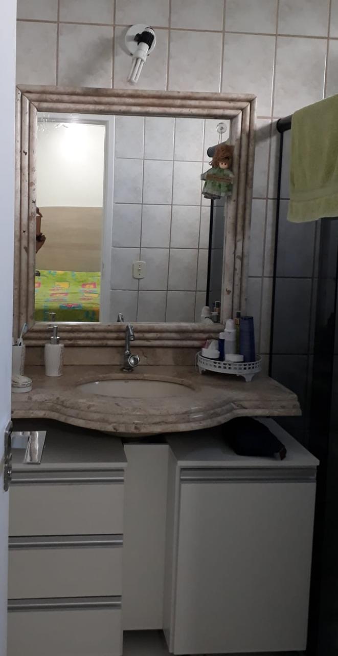 Vende apartamento no Centro de Eunápolis