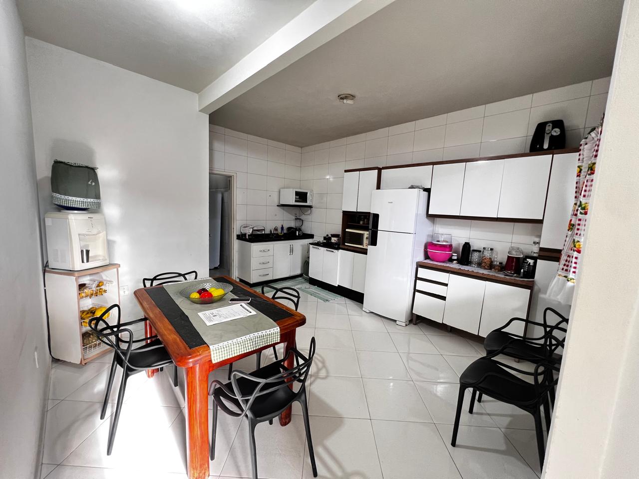 Vende duplex no bairro Centauro