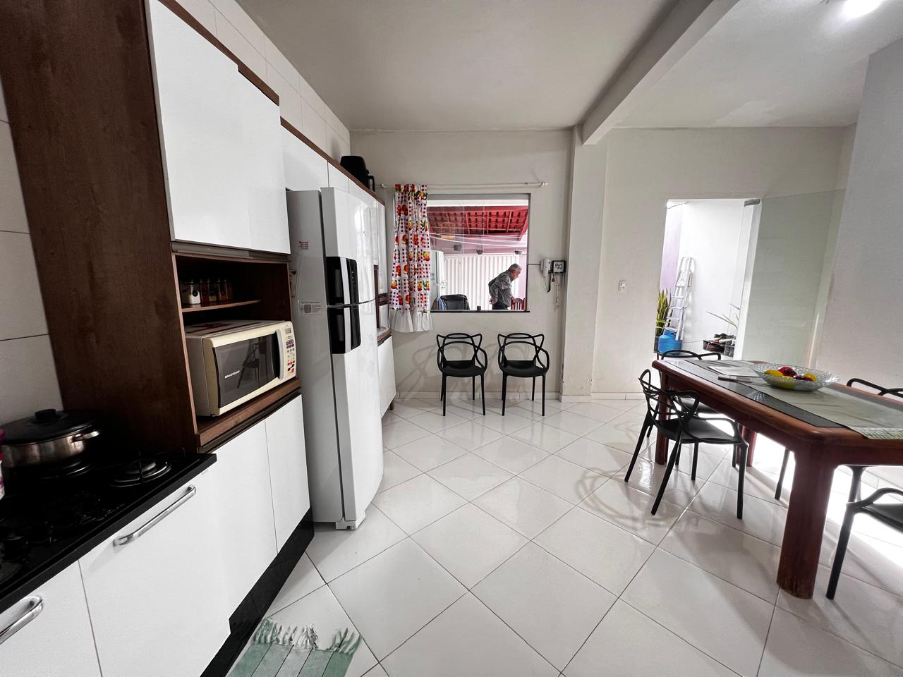 Vende duplex no bairro Centauro