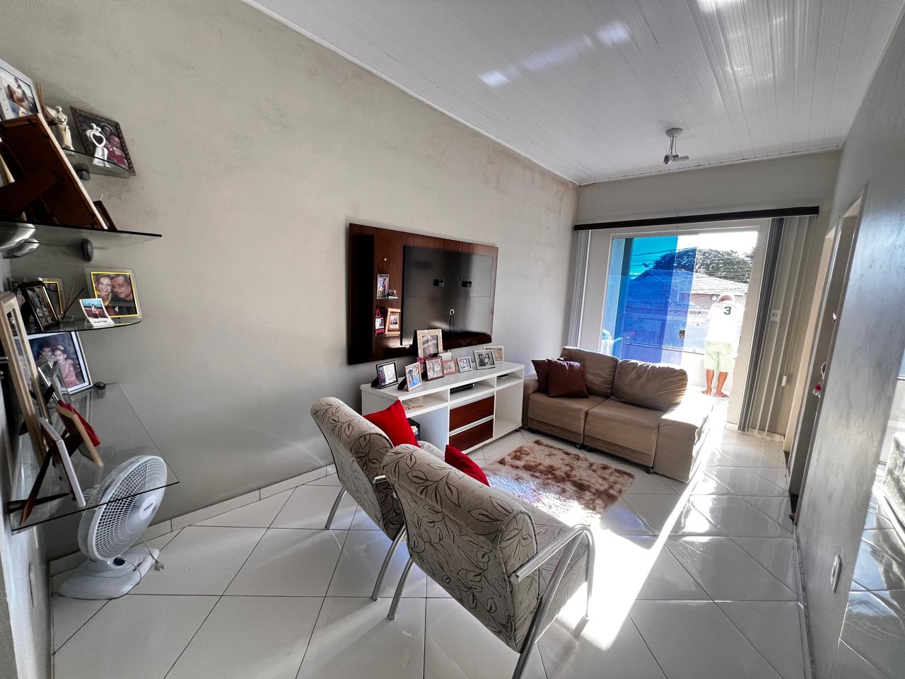 Vende duplex no bairro Centauro