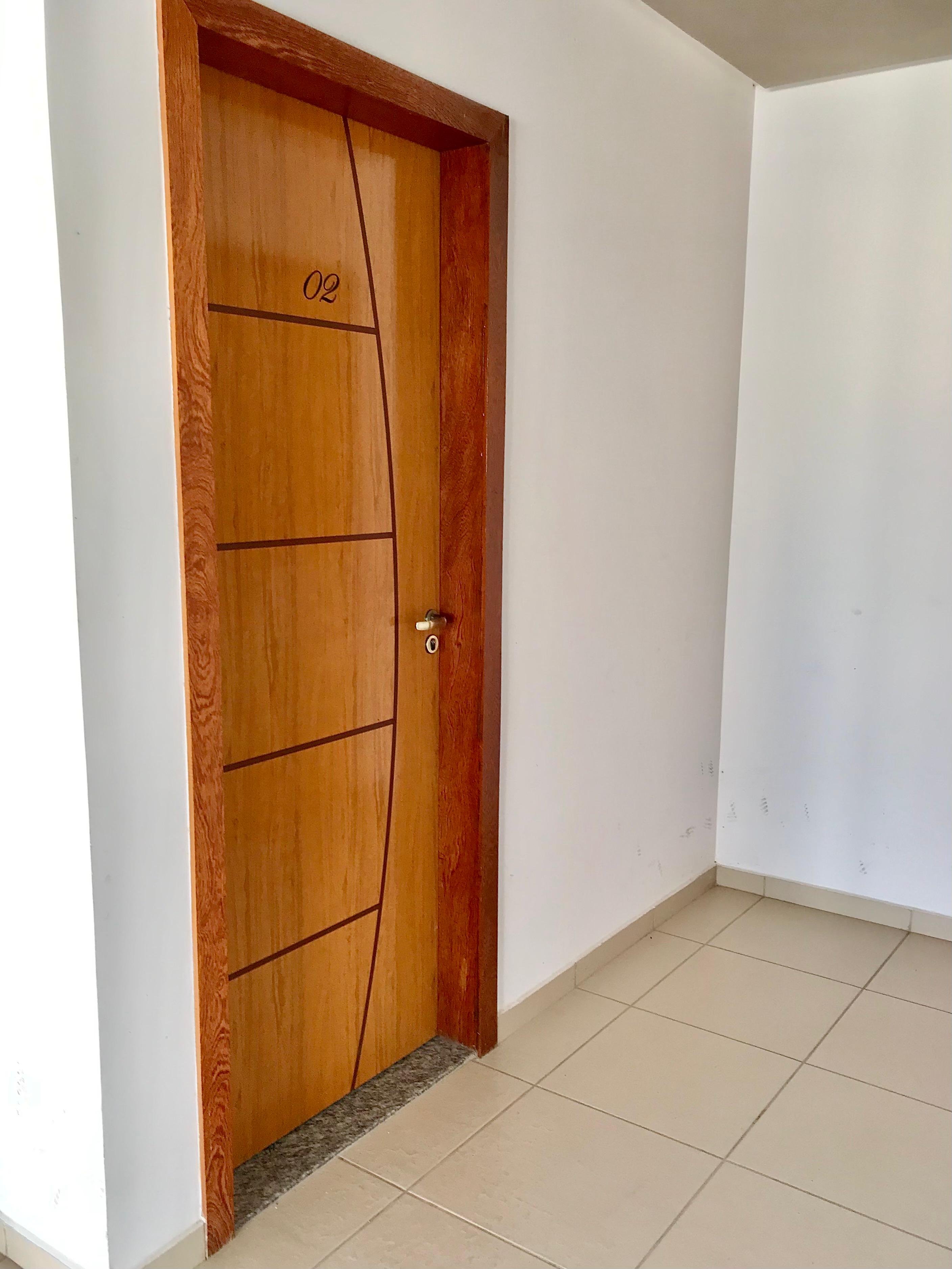 Aluga Apartamento Térreo com 3/4 no Jardins das Acácias