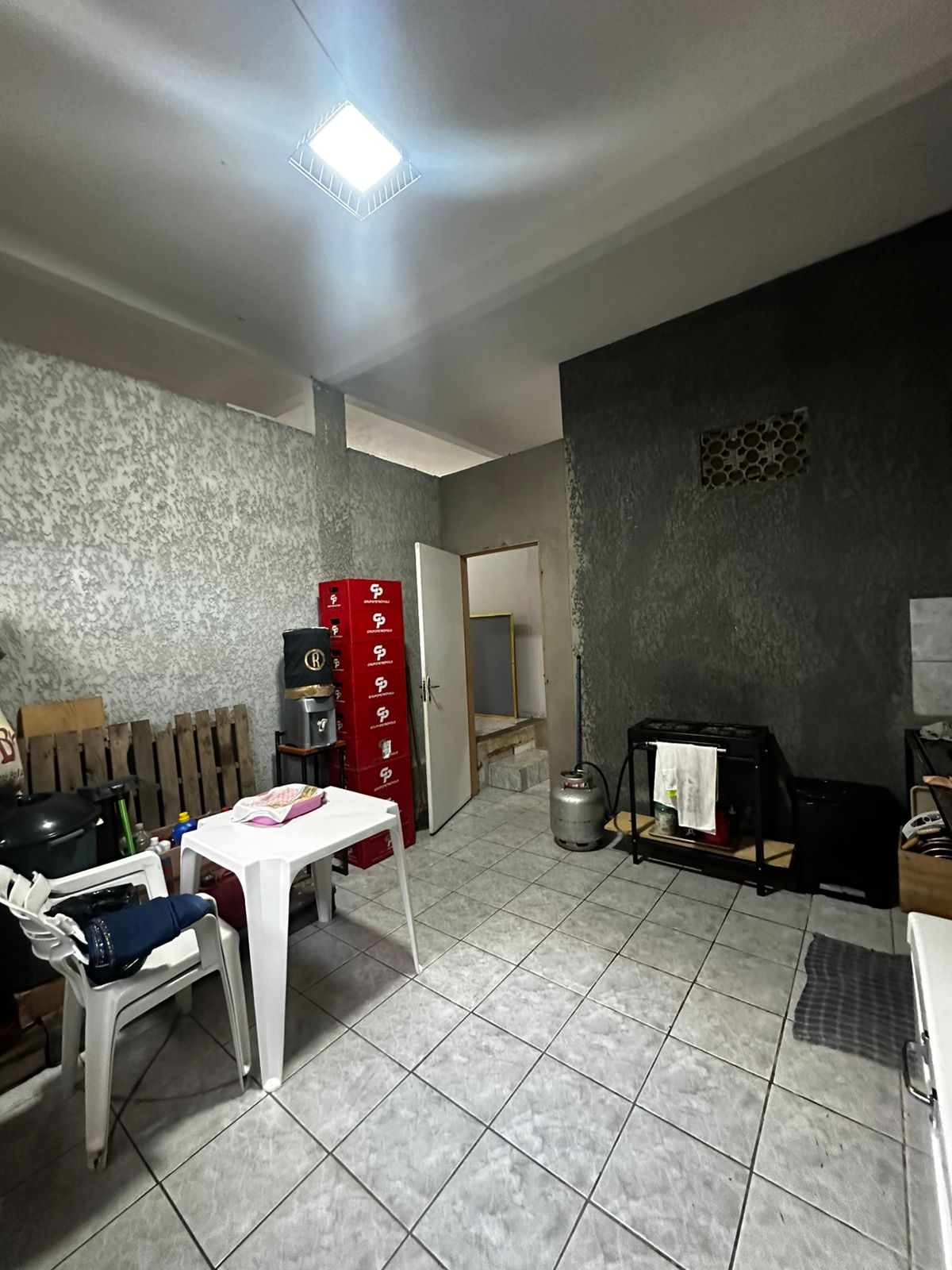 Vende prédio comercial no bairro Moisés reis