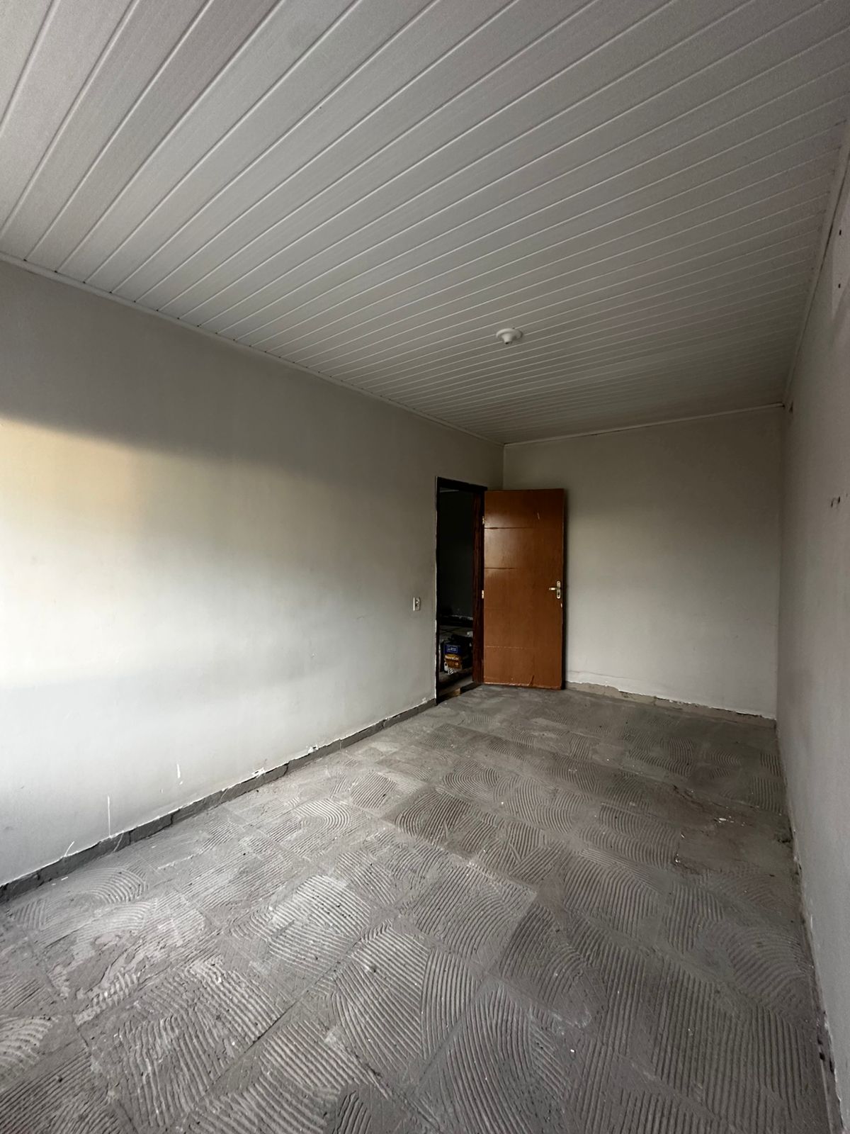 Vende prédio comercial no bairro Moisés reis