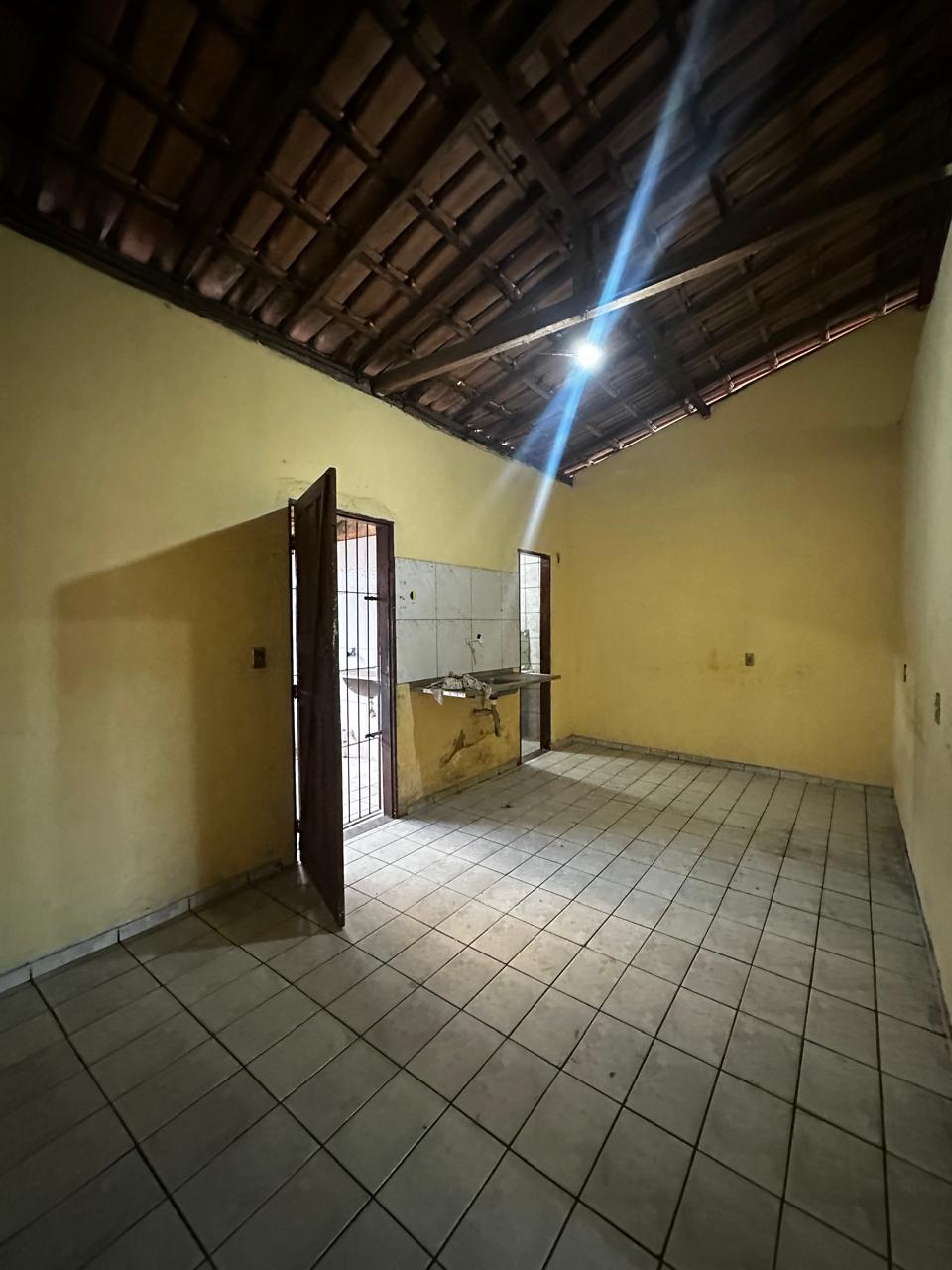 Vende casa no Moisés Reis