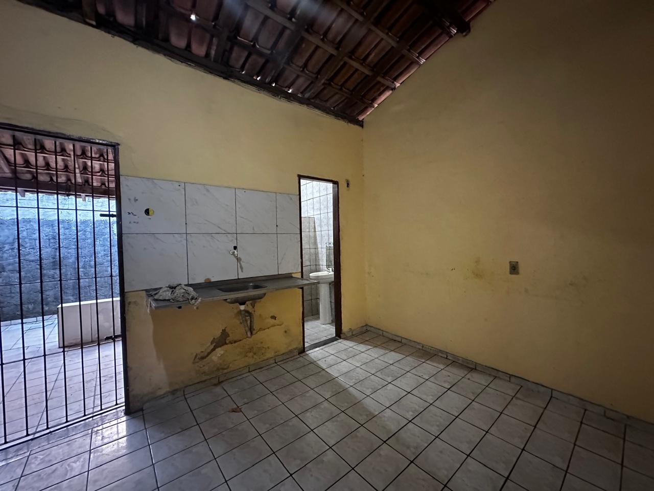 Vende casa no Moisés Reis