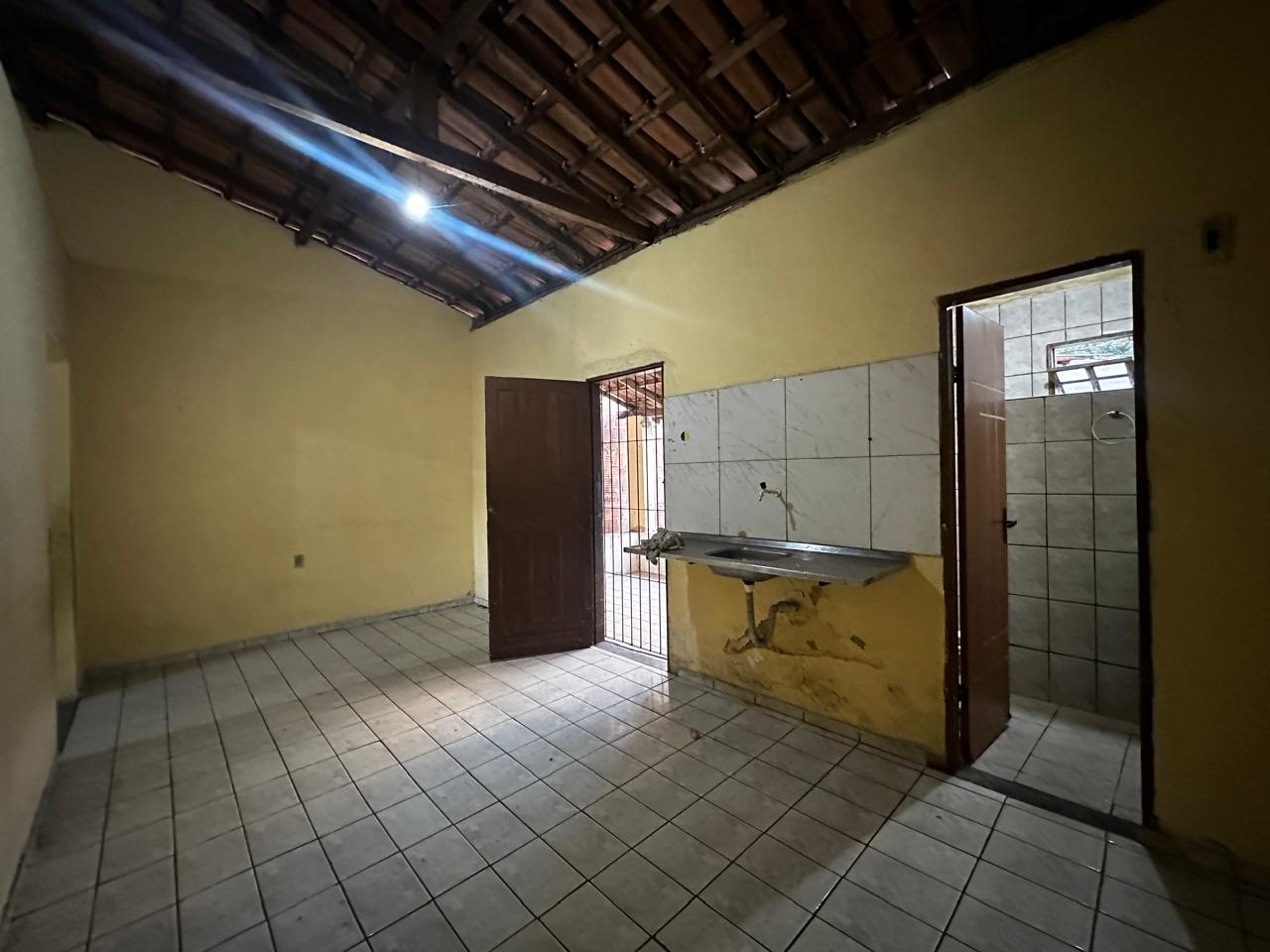Vende casa no Moisés Reis