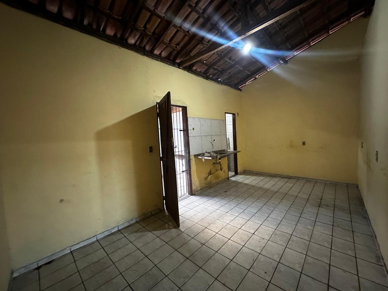 Vende casa no Moisés Reis
