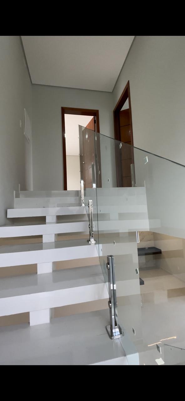 Vende belo Duplex no Jardim América I 