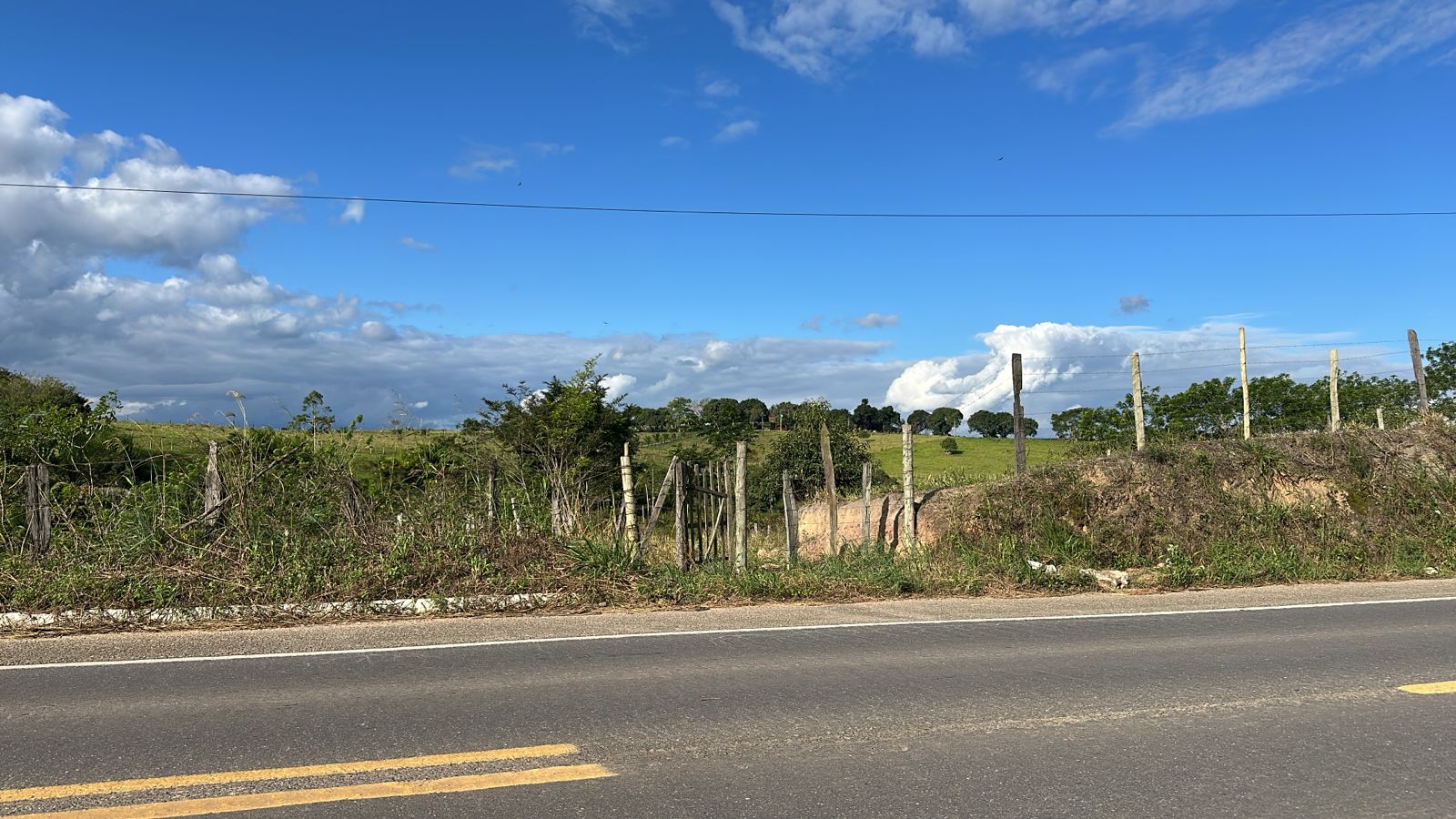 Área à Venda – BR-101, próximo a Itagimirim/BA