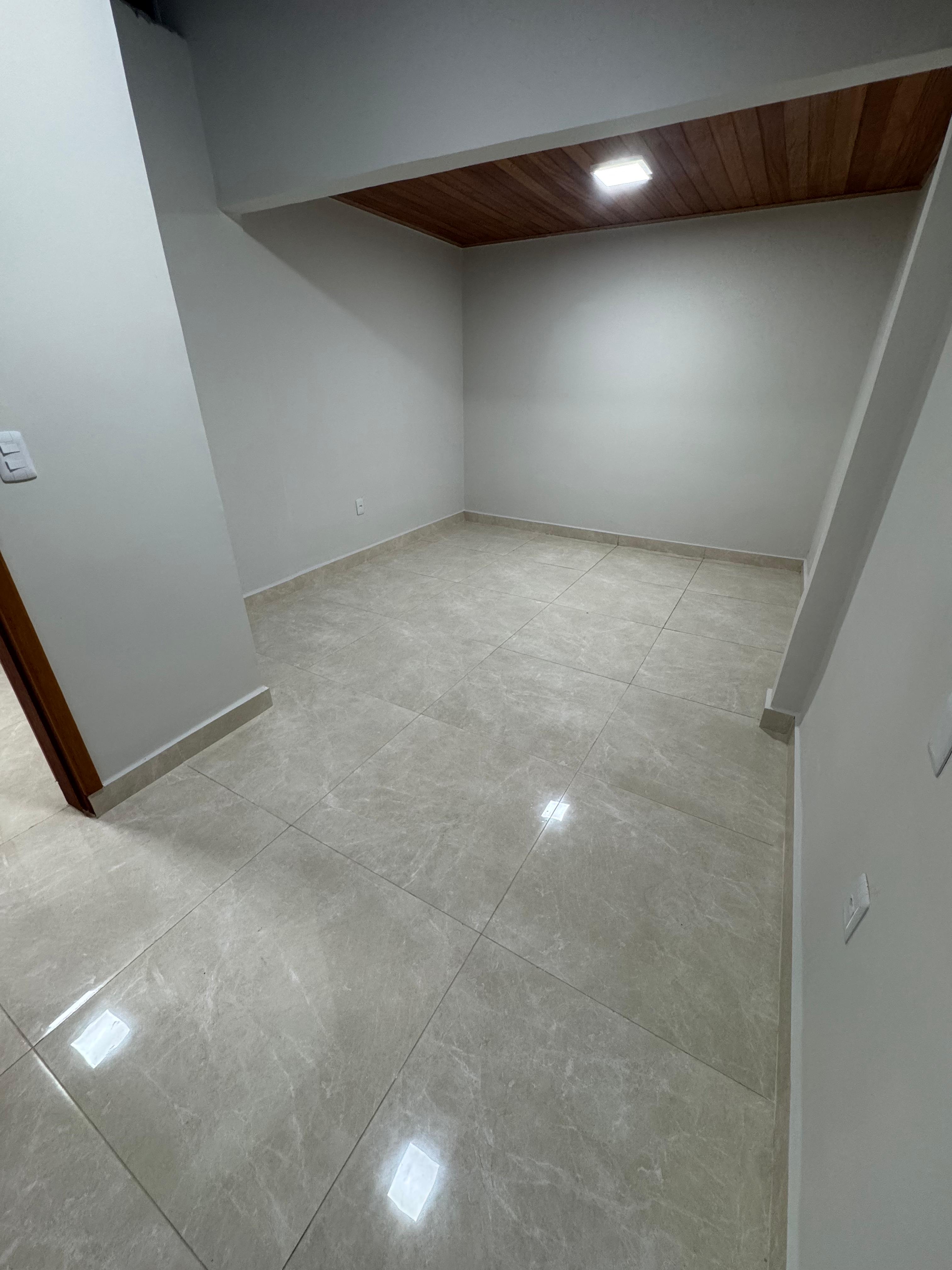ALUGA BELA CASA - BAIRRO URBIS I