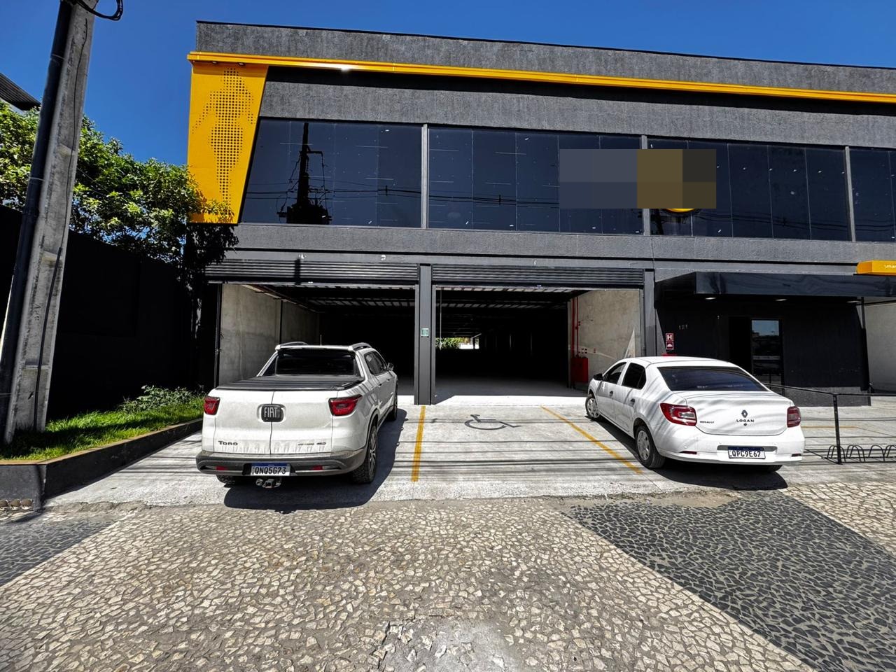 Aluga ótimo Ponto Comercial - Av. Porto Seguro