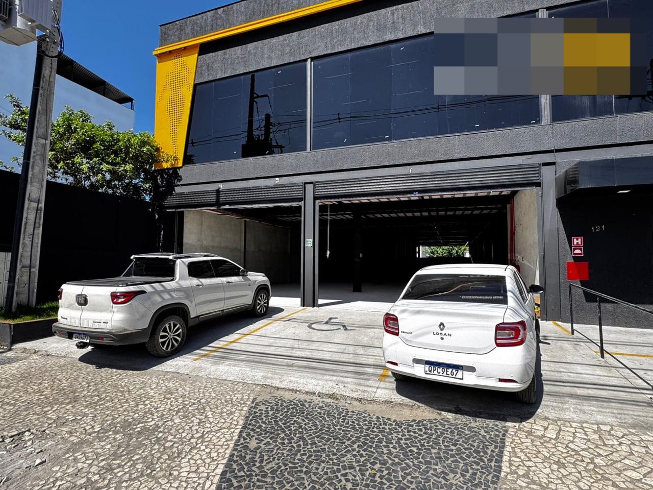 Aluga ótimo Ponto Comercial - Av. Porto Seguro
