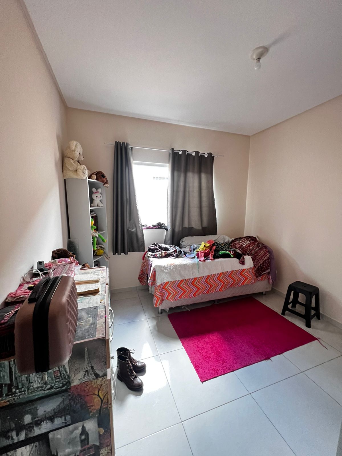 Vende bela casa no bairro Santa Isabel