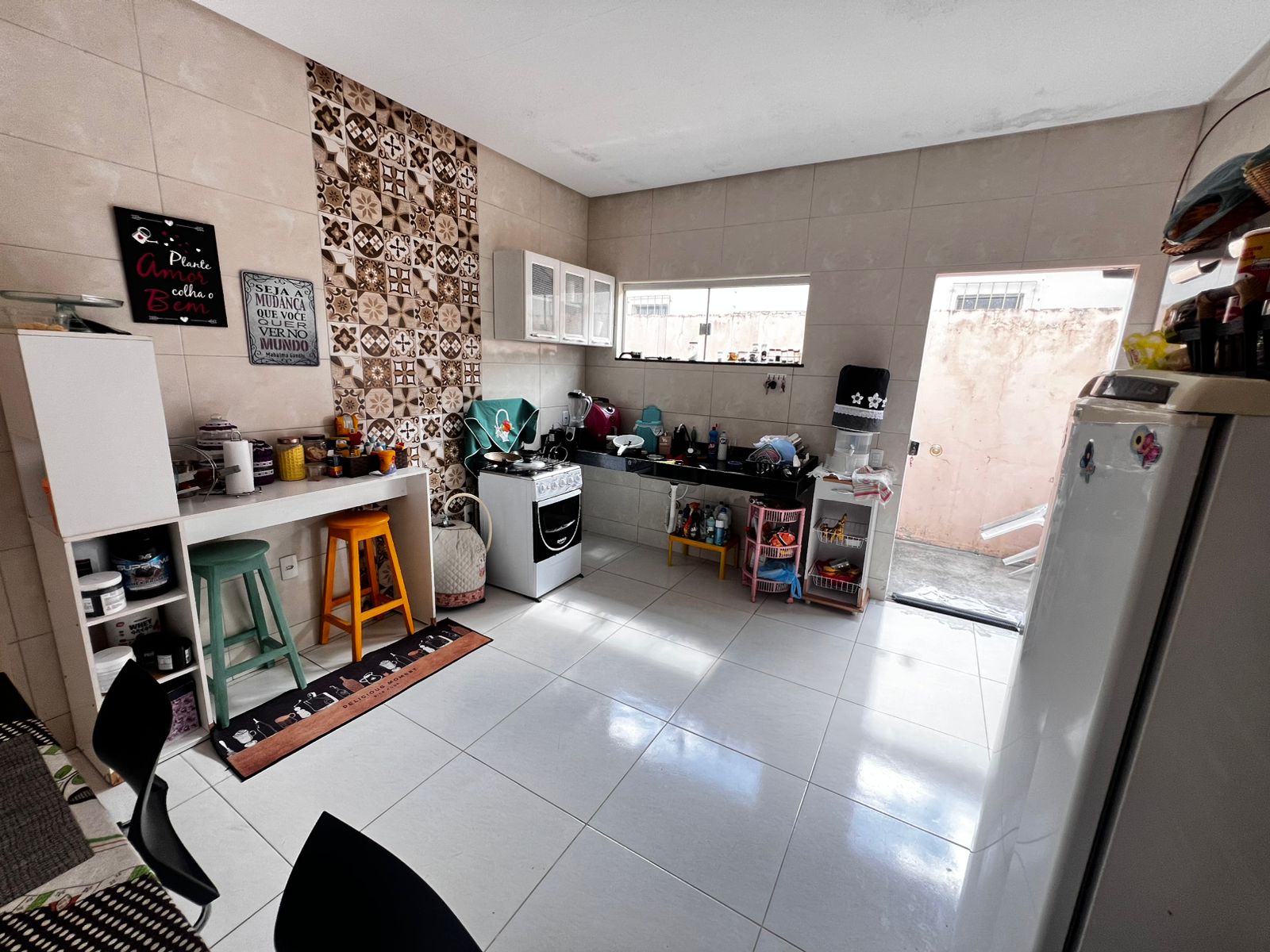 Vende bela casa no bairro Santa Isabel