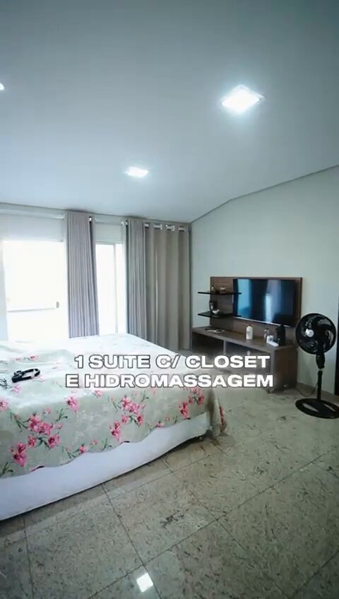 Vende Casa Duplex no Centro