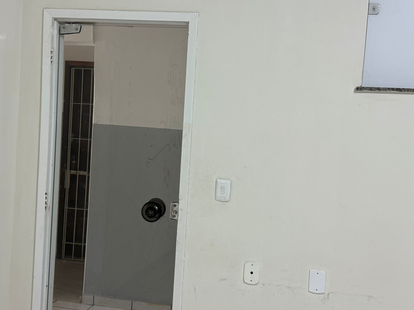 ALUGA SALA COMERCIAL COM AR-CONDICIONADO