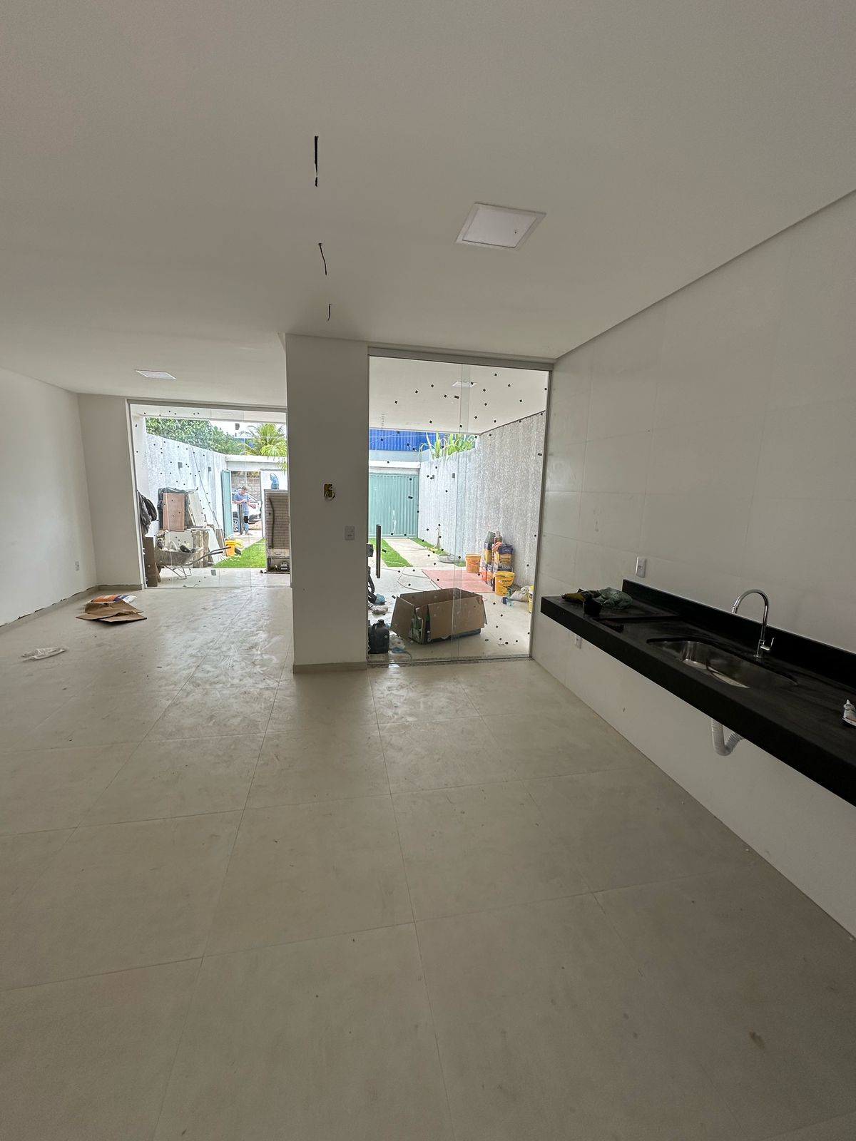 Vende Casa com Laje no Santa Isabel