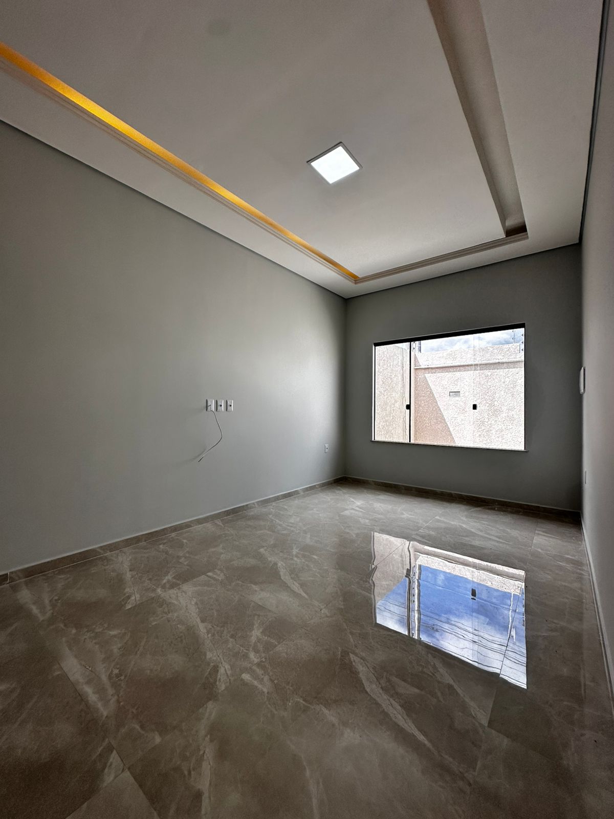 Vende Casa Com Acabamento Premium  Bairro Dinah Borges