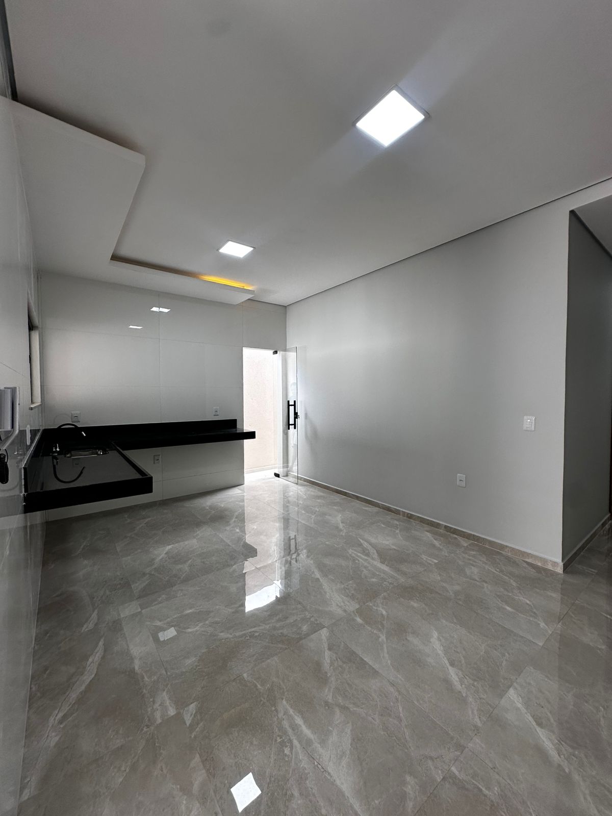 Vende Casa Com Acabamento Premium  Bairro Dinah Borges