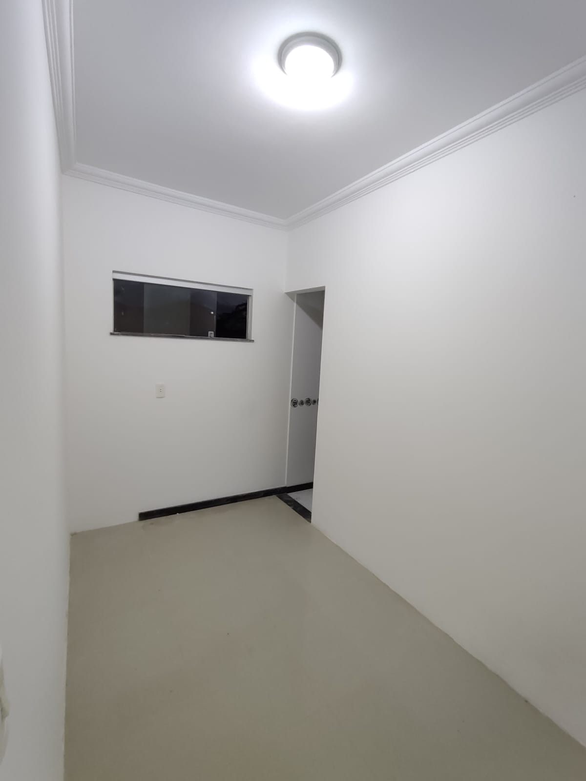 Aluga Casa Ampla com área gourmet no bairro Colonial
