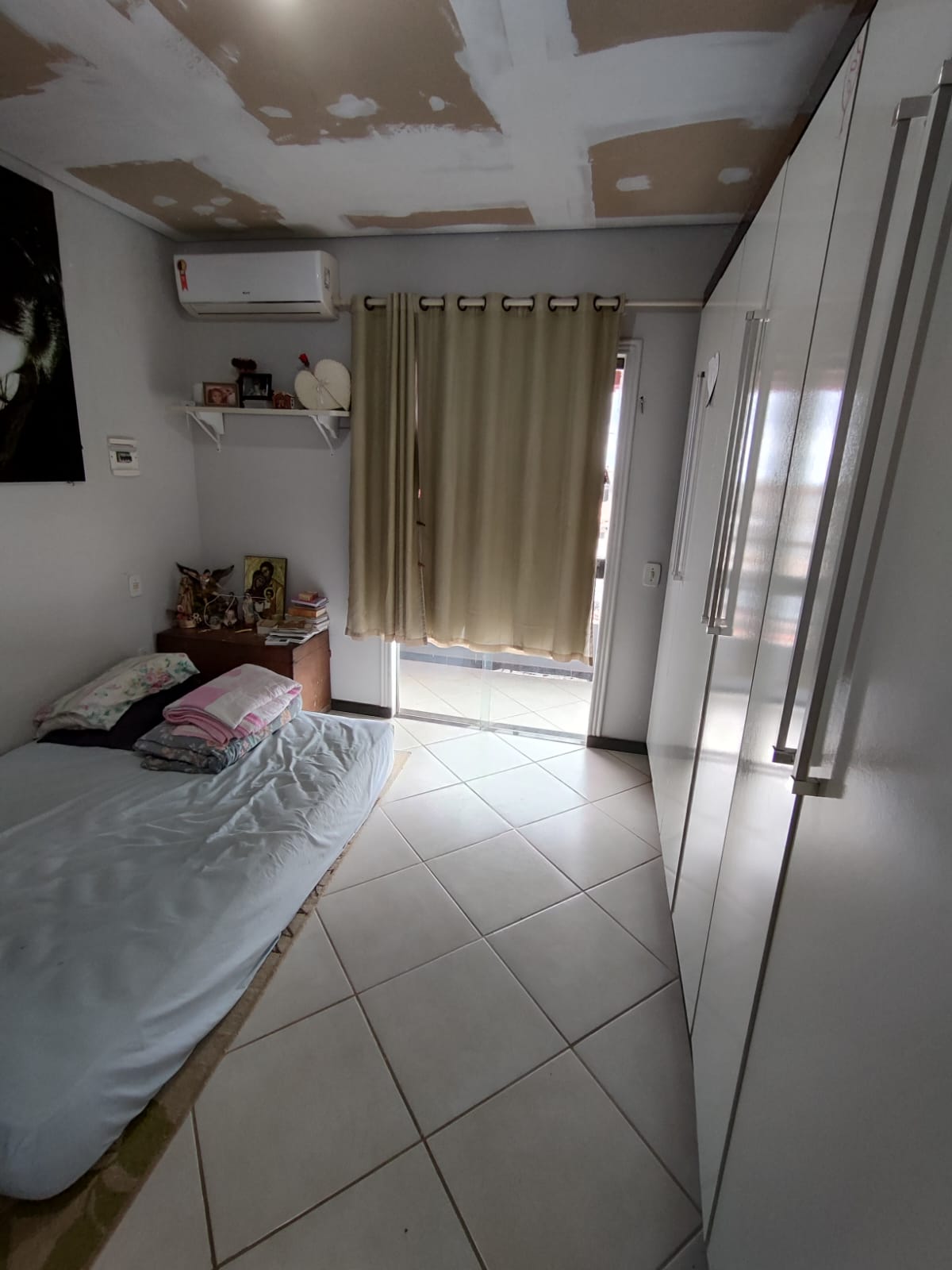 Vende  Casa com piscina no bairro Alto da Boa Vista