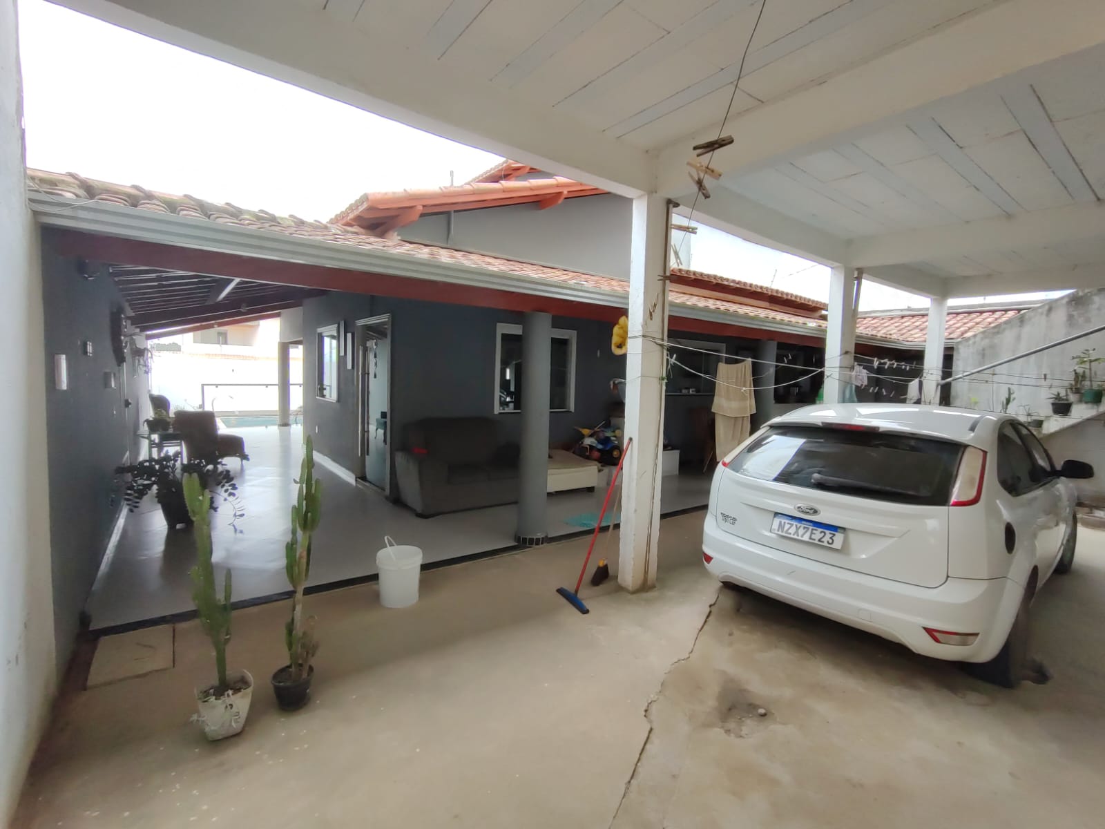 Vende  Casa com piscina no bairro Alto da Boa Vista
