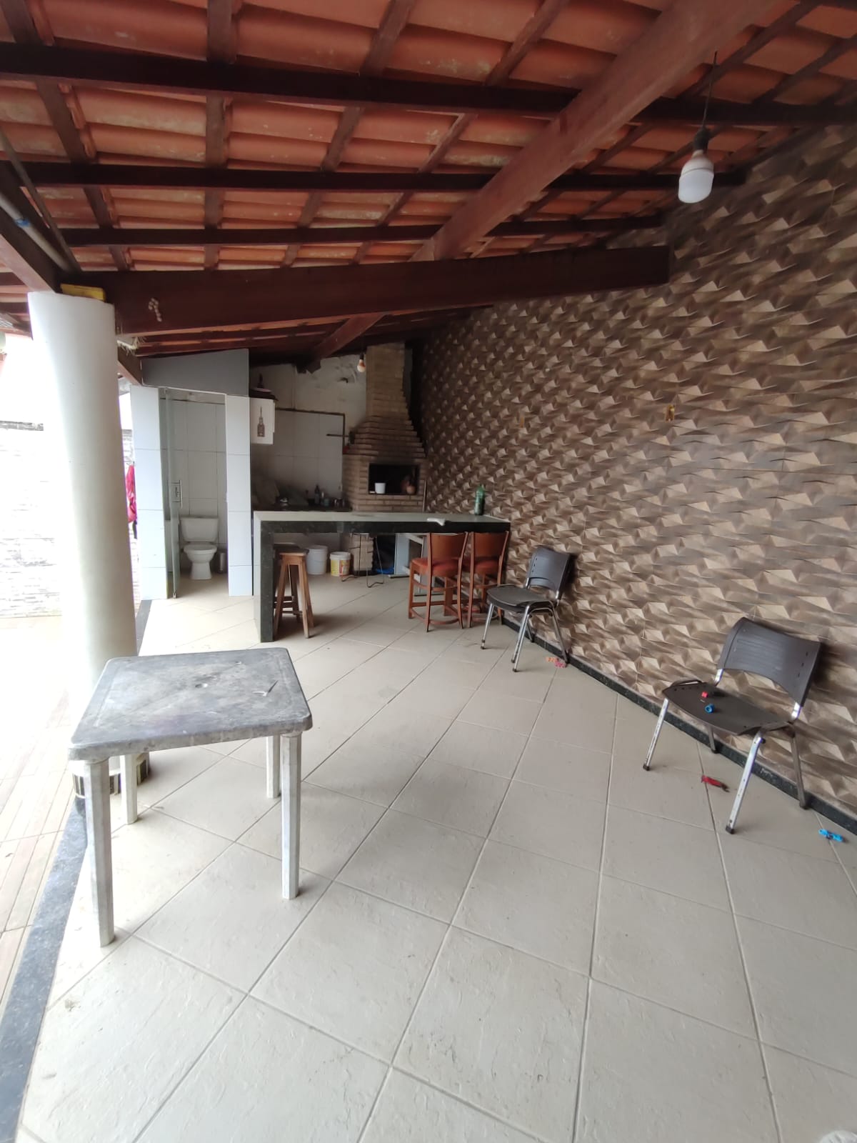 Vende  Casa com piscina no bairro Alto da Boa Vista