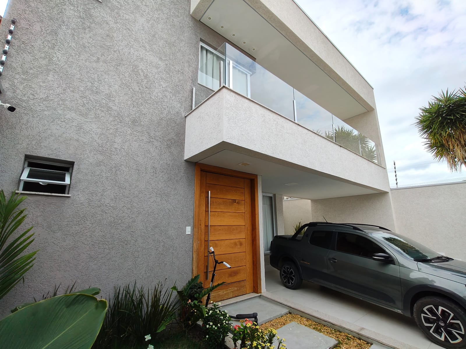 Vende Casa de Alto Padrão no bairro Centauro 