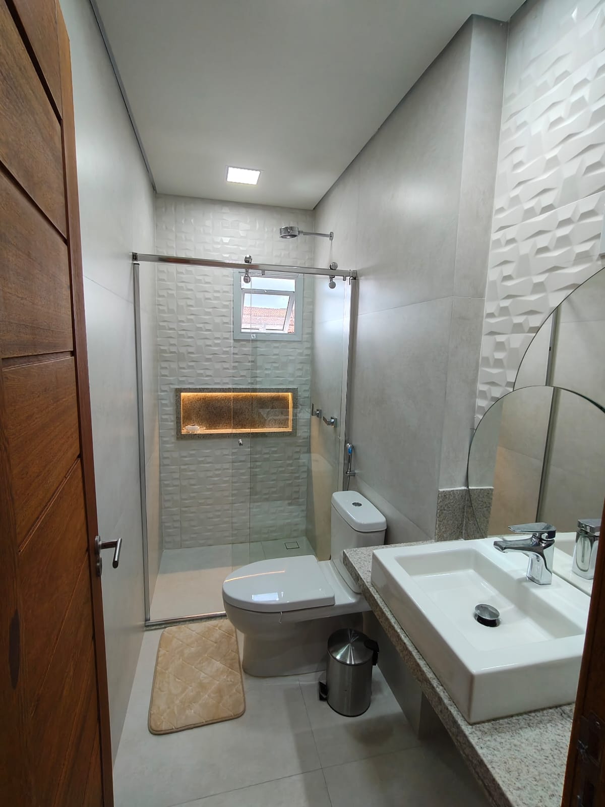 Vende Casa de Alto Padrão no bairro Centauro 