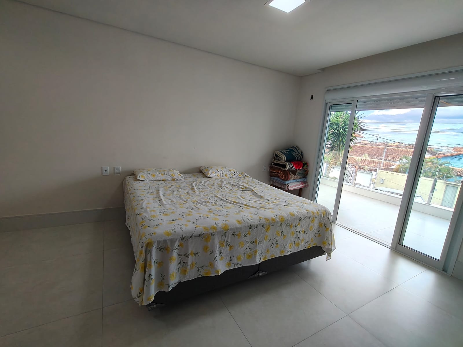 Vende Casa de Alto Padrão no bairro Centauro 
