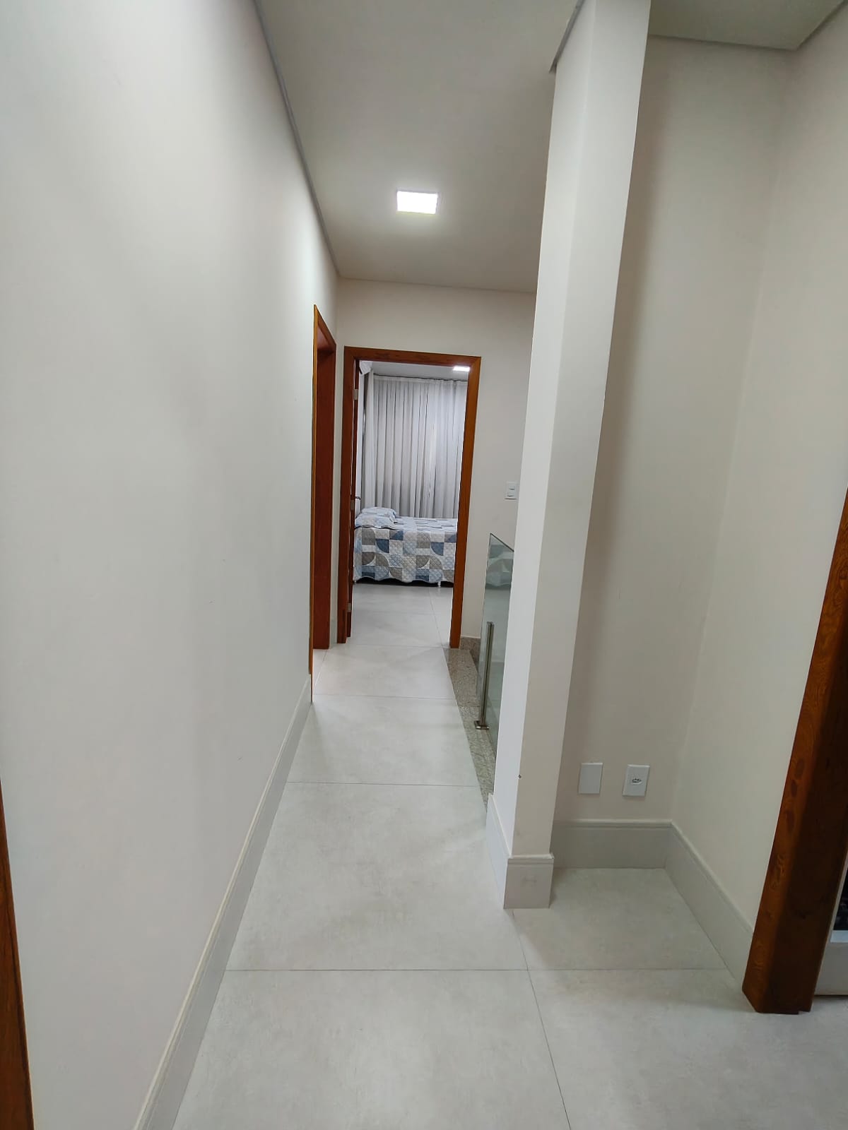 Vende Casa de Alto Padrão no bairro Centauro 