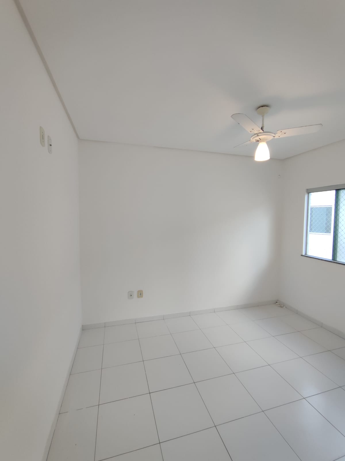 Aluga Apartamento no Bairro Alamar