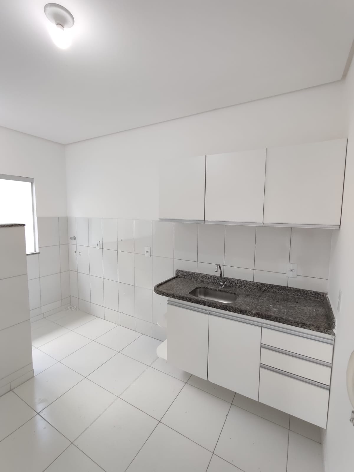 Aluga Apartamento no Bairro Alamar