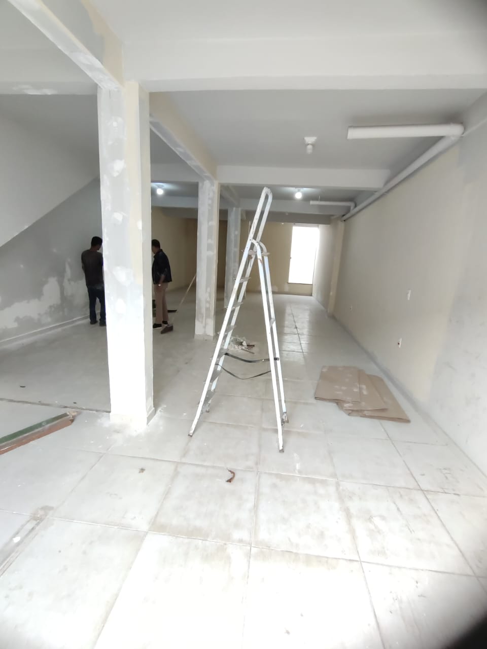 Aluga Ponto Comercial no Gusmão 