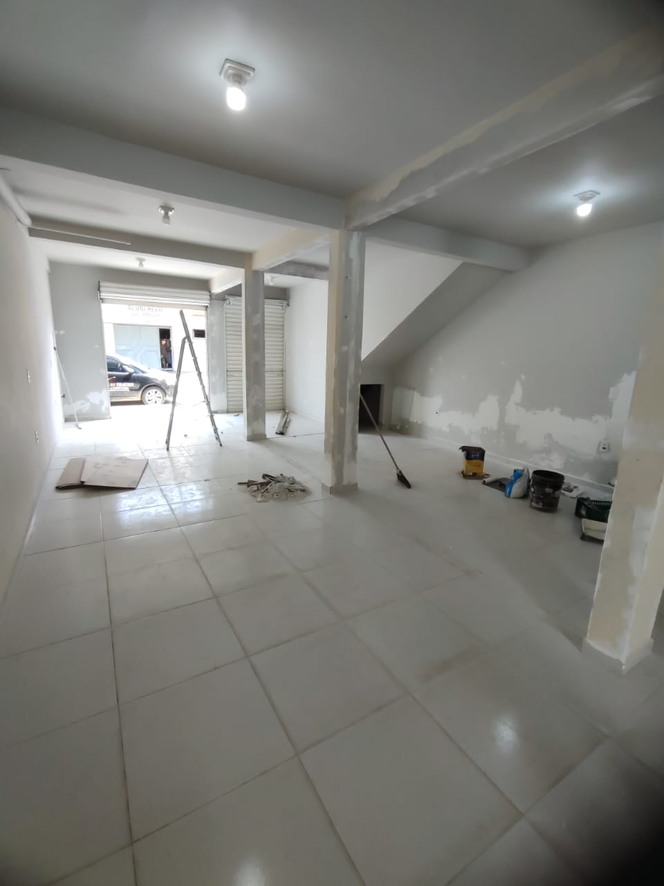 Aluga Ponto Comercial no Gusmão 