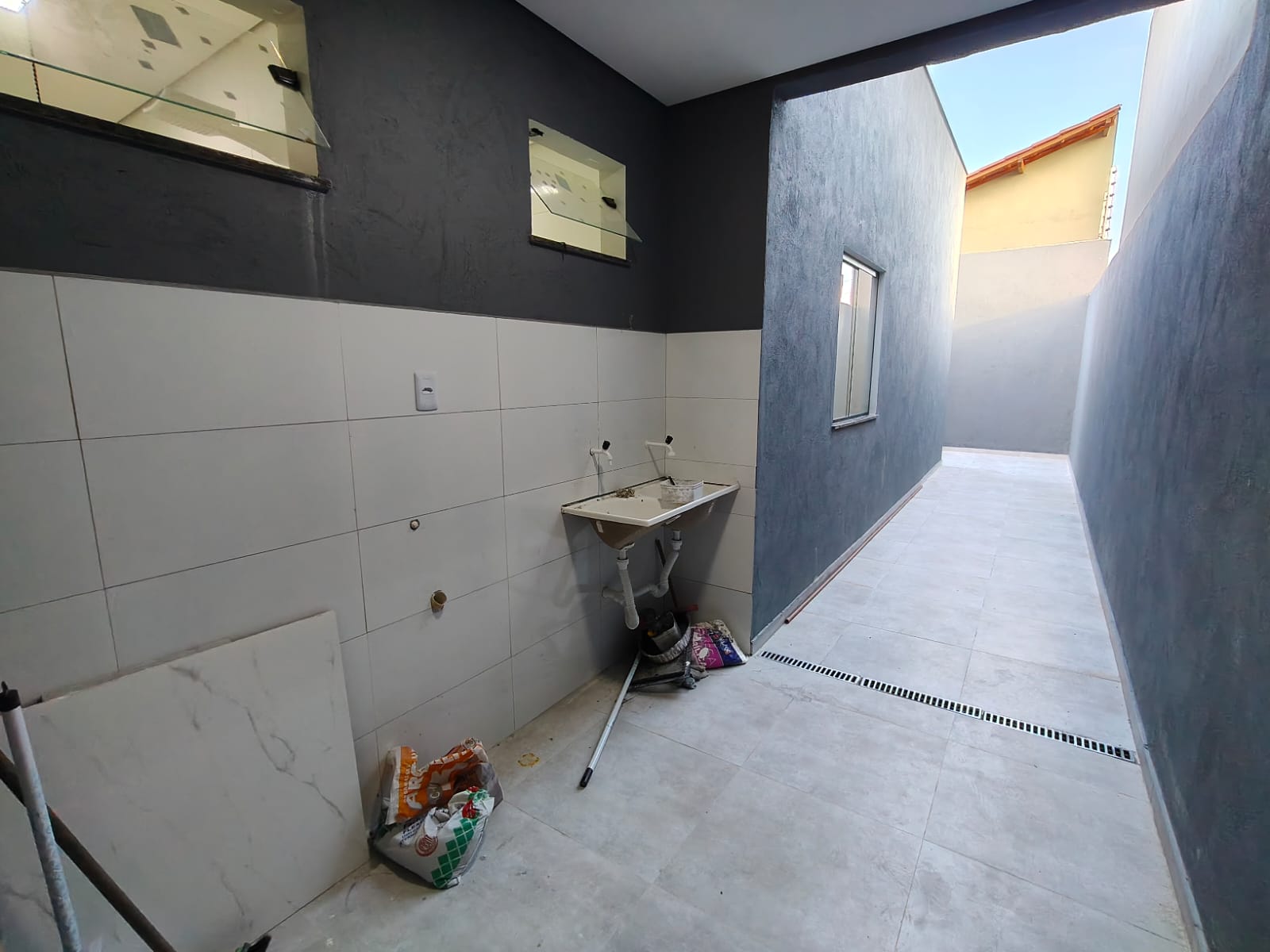 Casa com espaço gourmet no Encanto das Águas 